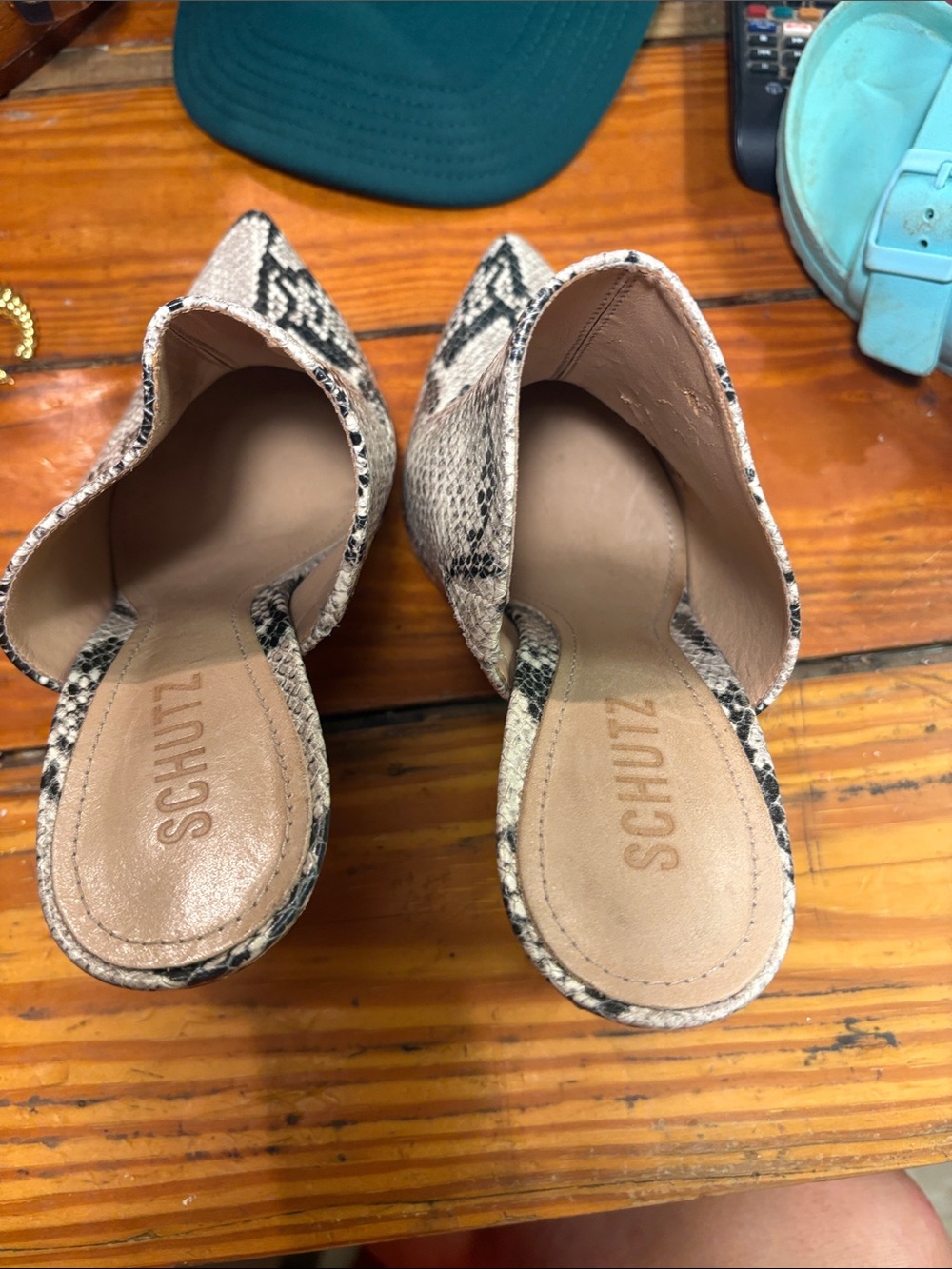 SCHUTZ Snake-Print Pointed Toe Mule Heels 👠 Size 8.5 - Picture 4 of 7